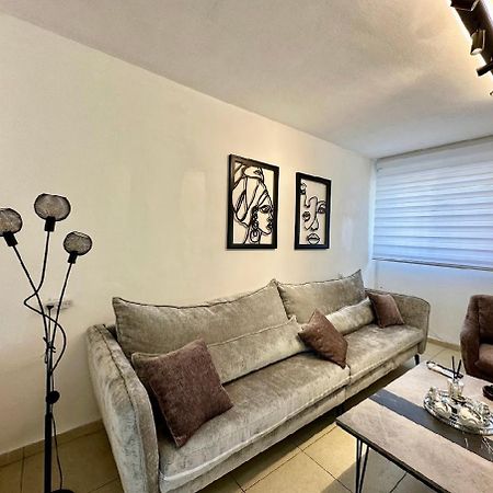 שבטי ישראל - דירת בוטיק Appartement Haifa Buitenkant foto
