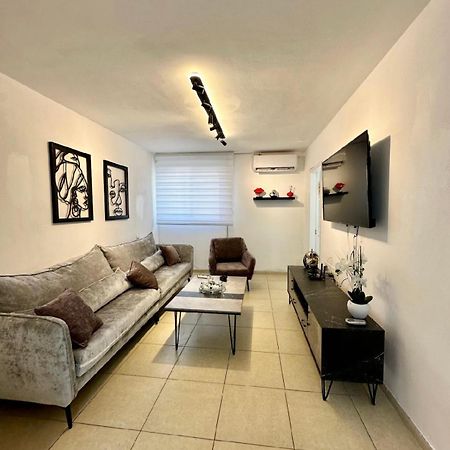 שבטי ישראל - דירת בוטיק Appartement Haifa Buitenkant foto