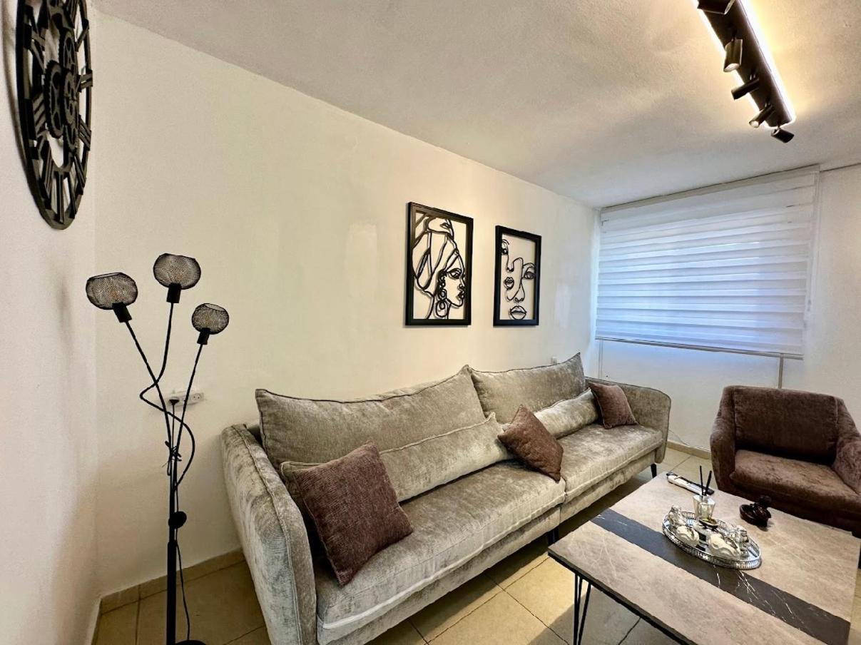 שבטי ישראל - דירת בוטיק Appartement Haifa Buitenkant foto
